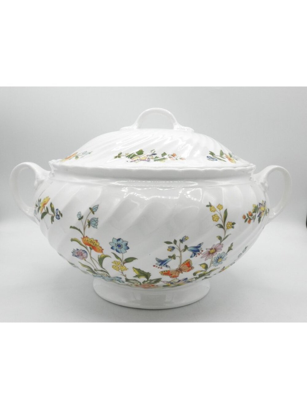 Cottage Garden by Aynsley Soup Tureen with Lid Pattern Code AYNCOGA England